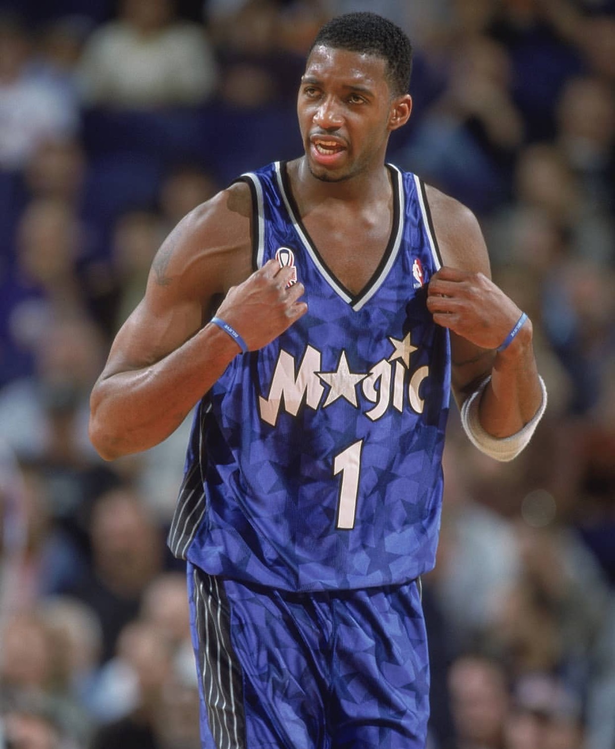 且俱乐部与 且俱乐部与