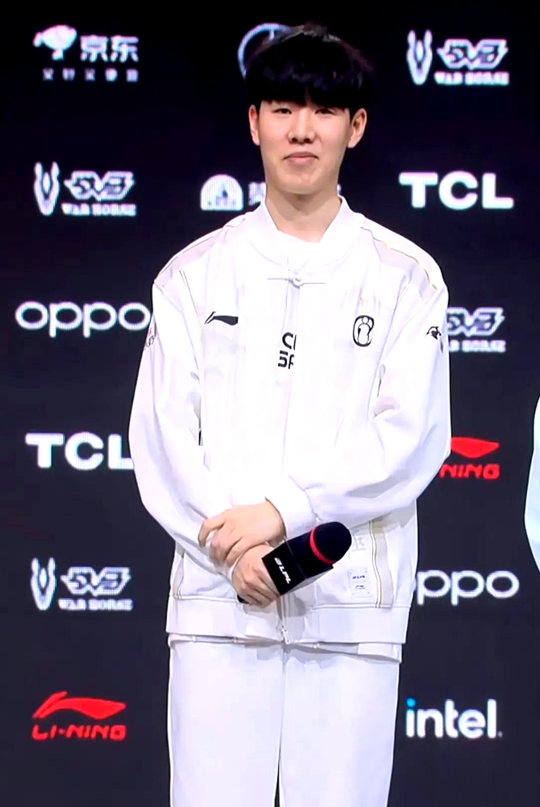 分牌后可加 分牌后可加