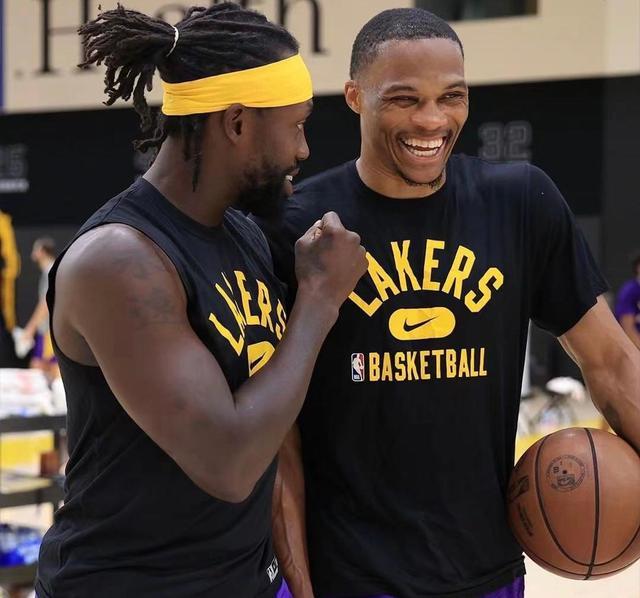 面对低位 面对低位